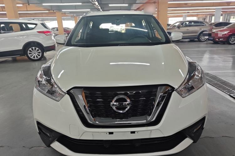 Used Nissan Kicks 2020 1.5L XL CVT Cool Enjoyment Edition Front