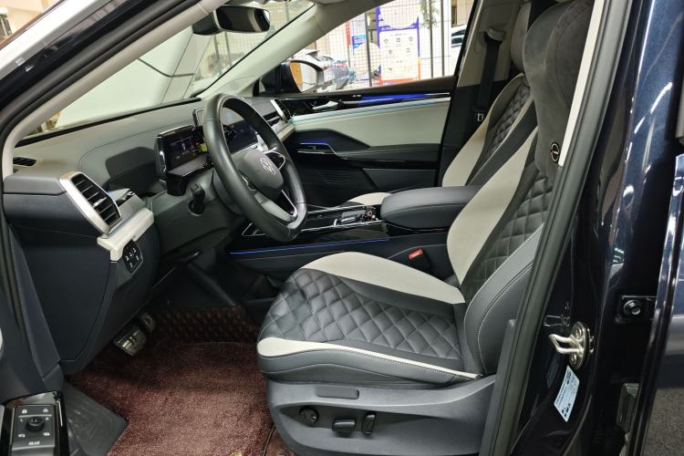 Used Volkswagen ID.6 CROZZ 2021 First Edition
