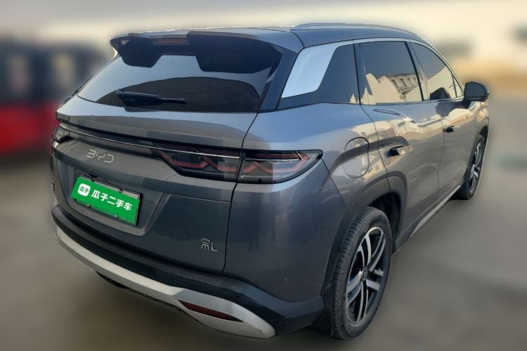 Used BYD Song L DM-i 2024 112 km Beyond Edition Rear Right 45 Deg