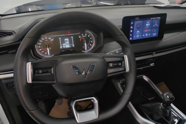 Used Wuling Jiachen 2022 1.5L Manual Comfort Edition
