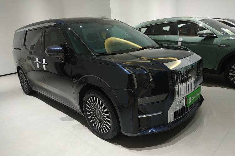 Used Zeekr 009 2022 WE Edition
