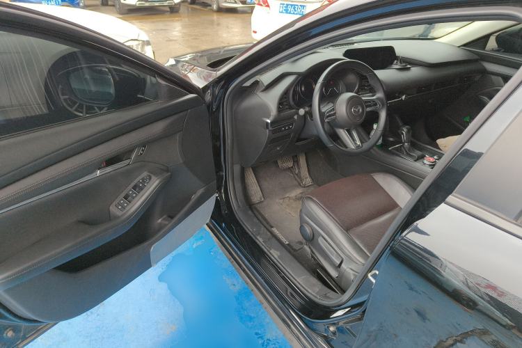 Used Mazda 3 Axela 2023 2.0L Automatic Zhiya Edition Driver Seat