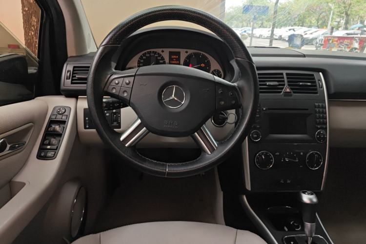 Used Mercedes-Benz B-Class 2009 B 200 Luxury Model