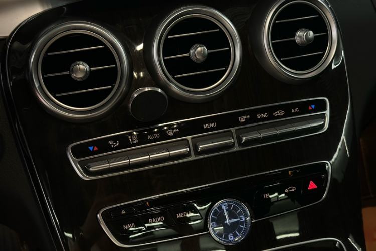 Used Mercedes-Benz C-Class 2015 C 200 L 4MATIC