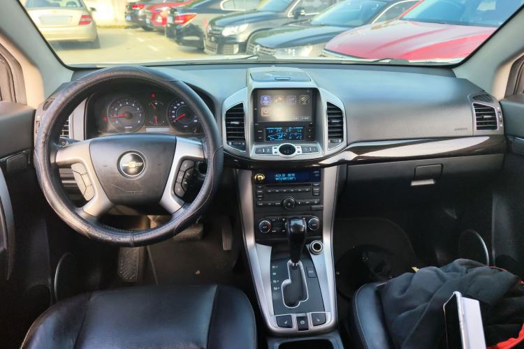 Used Chevrolet Captiva 2014 2.4L 4x4 Flagship Edition 7 Seats