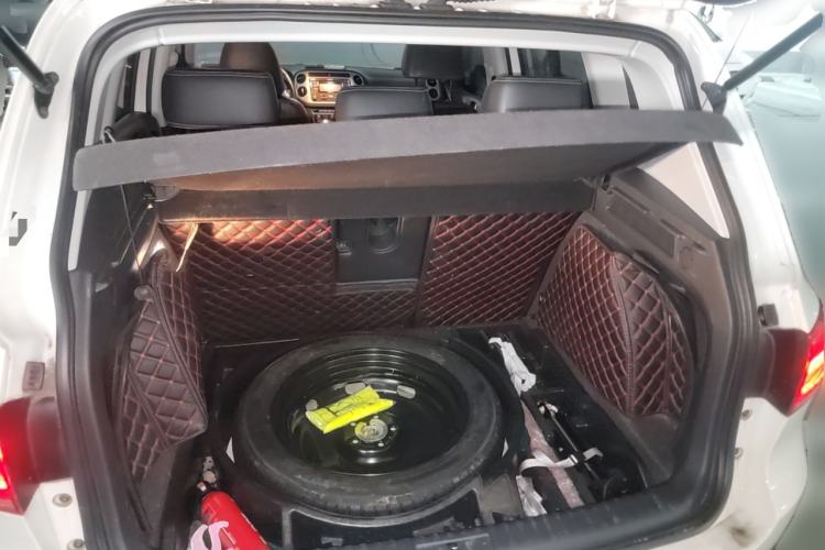 Used Volkswagen Tiguan 2017 300TSI Automatic Two-Wheel Drive Silk Road Comfort Edition