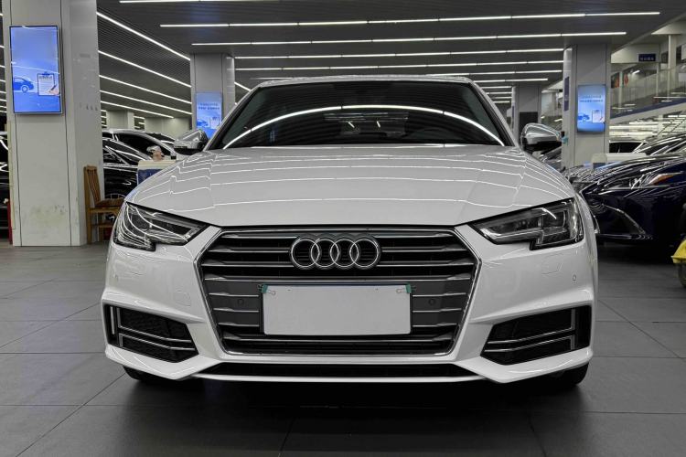Used Audi A4L 2018 30th Anniversary Edition 40 TFSI Fashion Model