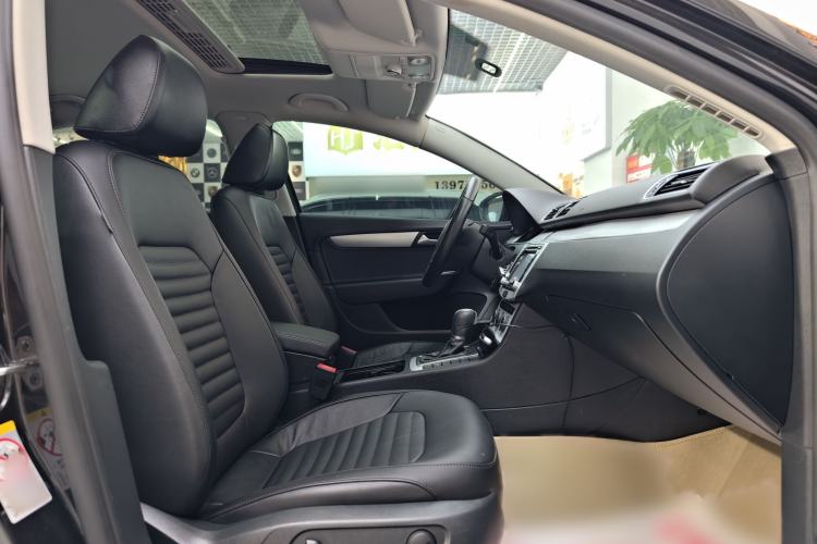 Used Volkswagen Magotan 2015 1.8TSI Advanced Model
