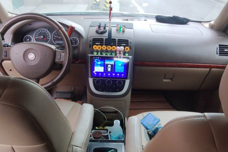 Used Buick GL8 2011 2.4L CT Comfort Edition
