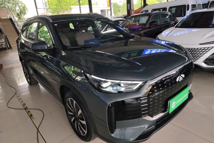 Used Fengyun T8 2025 1.5T 130km Deluxe Version 5 Seats Front Right 45 Deg