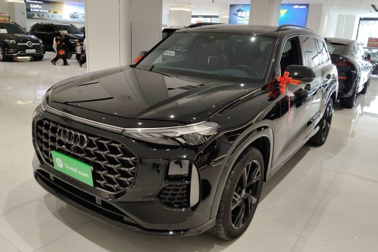 Used Audi Q6 2024 45 TFSI quattro Black Warrior Edition 7 Seats
