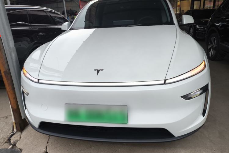 Used Tesla Model Y 2025 Long-Range All-Wheel Drive First Edition