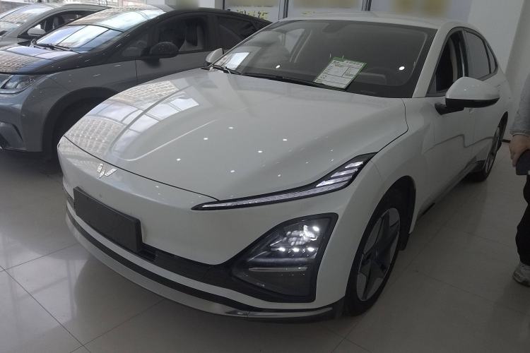 Used Wuling E5 2024 410 km Standard Version