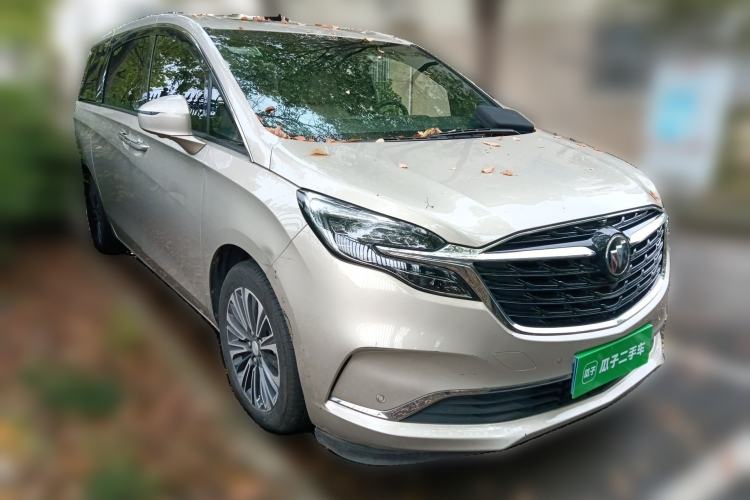 Used Buick GL8 2022 ES Land Cruiser 653T Luxury Model Front Right 45 Deg