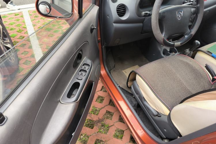 Used Baojun Lechi 2012 Revised 1.0L Manual P-TEC Standard Edition
