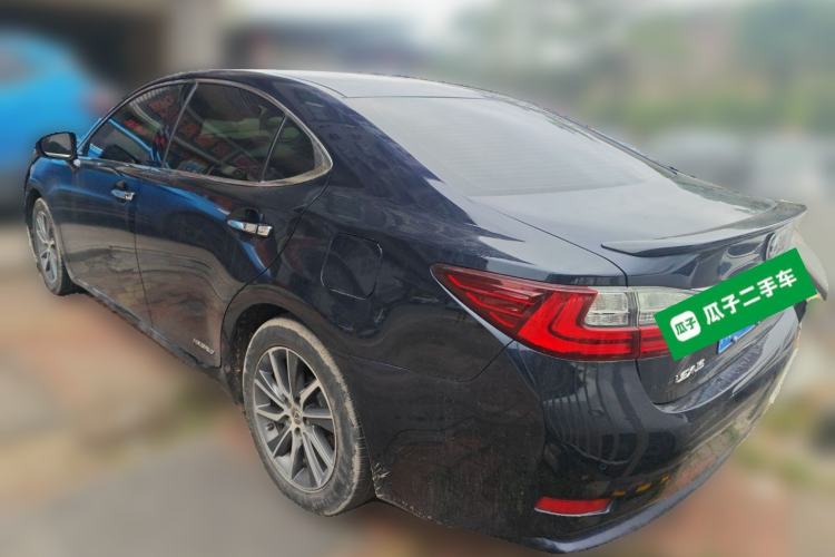 Used Lexus ES 2015 300h Comfort Edition