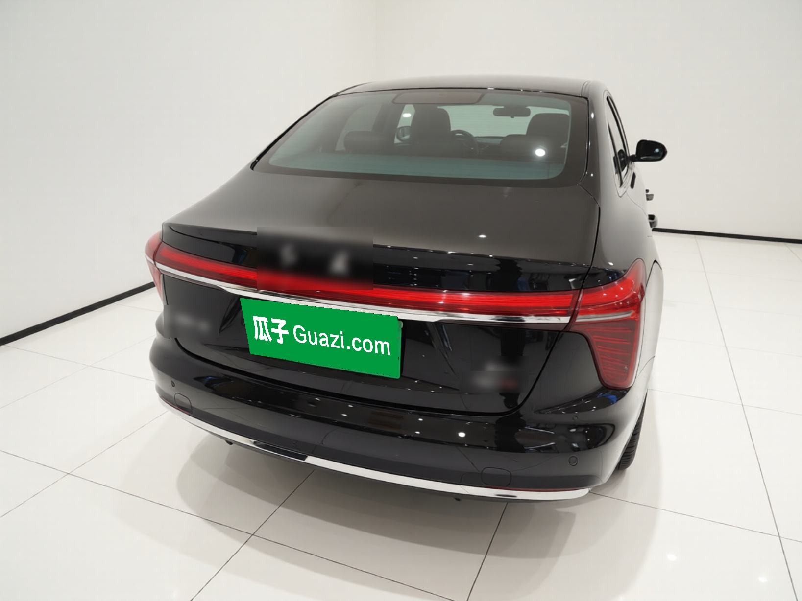 Hongqi H5 2024 2.0T Automatic Smart Connect Flagship Edition - Chinese Trim Xiang — снимка 5