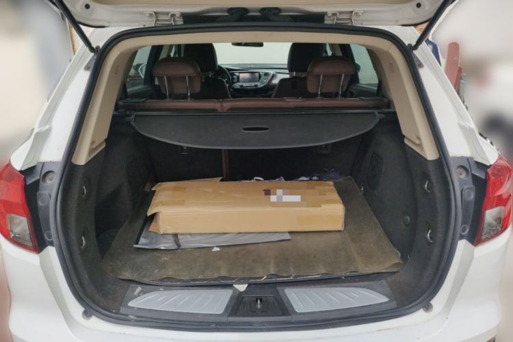 Used Buick Envision 2017 20T Two-Wheel Drive Elite Version Trunk