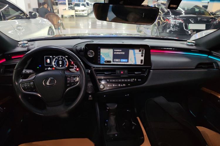 Used Lexus ES 2022 200 Excellence Edition