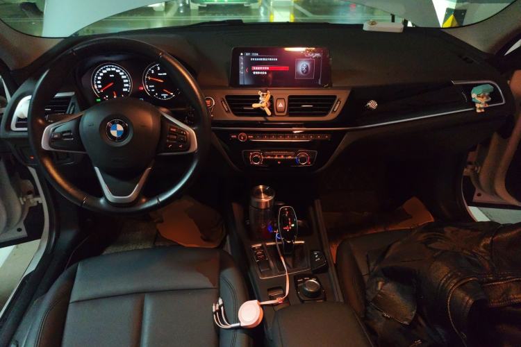 Used BMW 1 Series 2020 120i Fashion Model Center Console