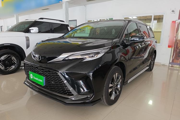 Used Toyota Granvia 2026 Model 2.5L Hybrid Luxury Edition