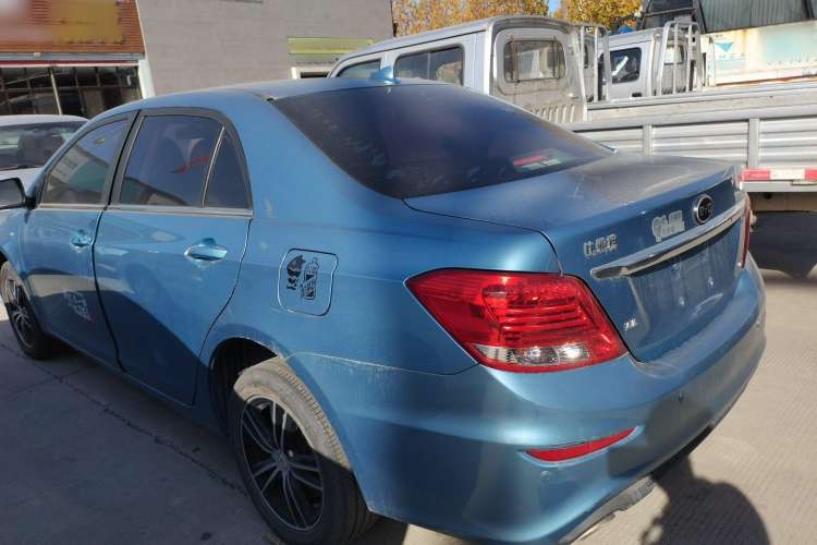 Used BYD Surui 2015 Revised Version 1.5L Manual Luxury Edition