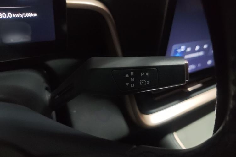 Used Dongfeng eπ eπ008 2024 636Max All-Electric Version 6 Seats