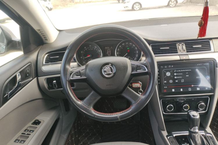 Used Skoda Superb 2013 1.4 TSI DSG Prestige Edition
