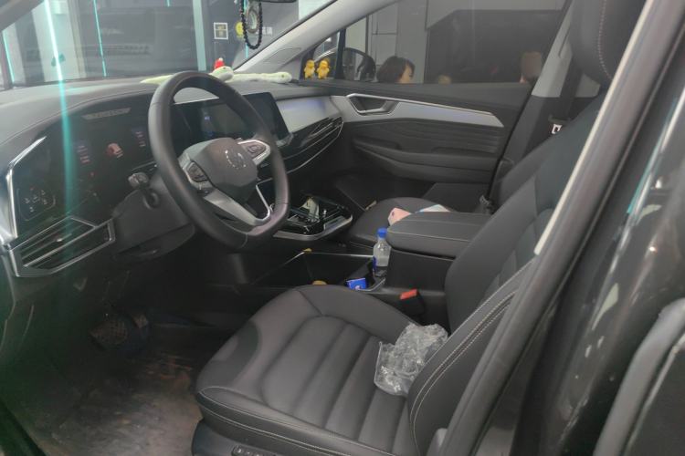 Used Volkswagen Talagon 2024 380TSI All-Wheel Drive Luxury Prestige Pro 7-Seater Left Front Seat