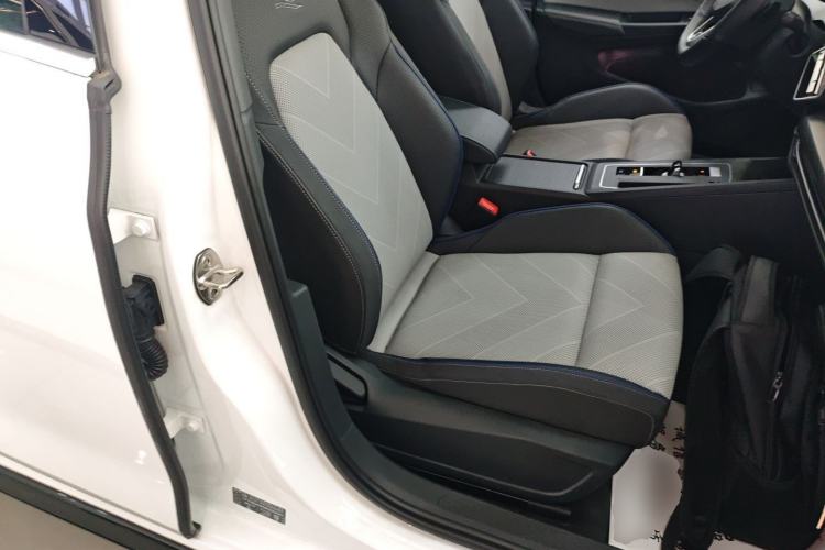 Used Volkswagen Golf 2025 300TSI R-Line