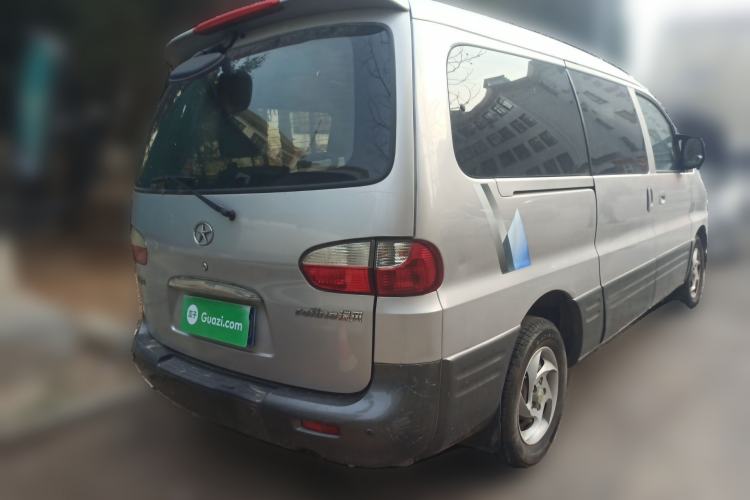 Used JAC Group Refine 2011 2.4L Colorful Journey Gasoline Standard Edition HFC4GA1-C
