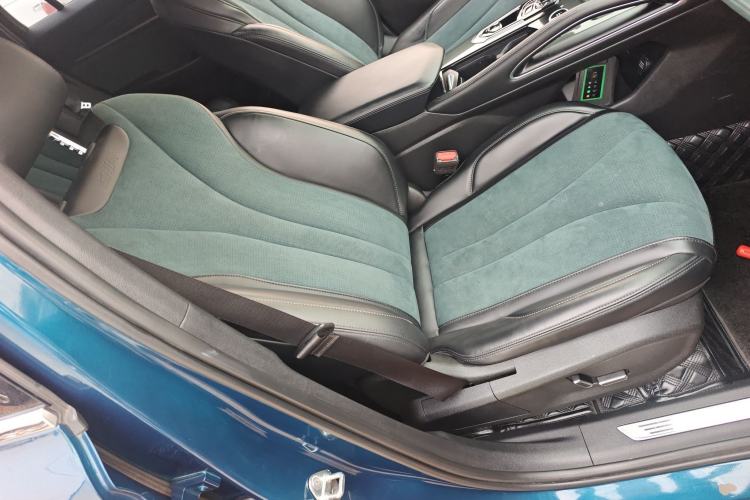 Used Geely Auto Monjaro L 2021 2.0TD DCT EVO Two-Wheel Drive Prestige Version
