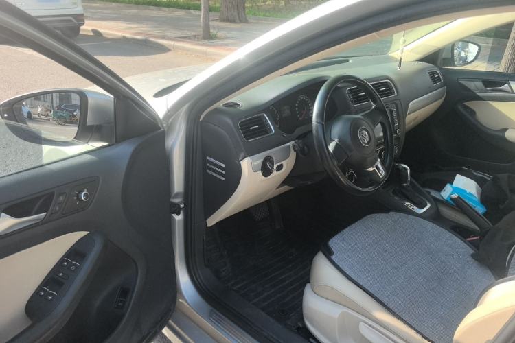 Used Volkswagen Sagitar 2014 1.6L Automatic Comfort Model Driver Seat