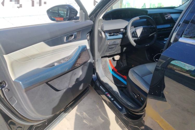 Used Changan UNI-K iDD 2023 Zhidian iDD 1.5T 135km Smart & Fun Model
