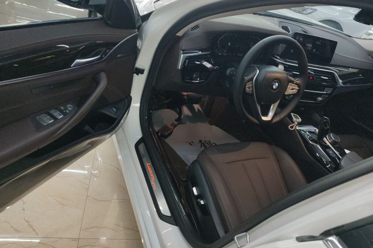 Used BMW 5 Series 2020 525Li Luxury Package
