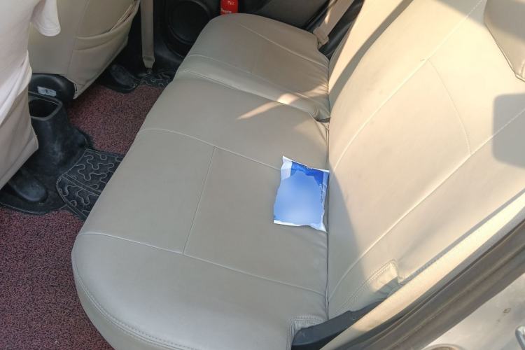 Used Honda Fit 2011 1.3L automatic comfort version
