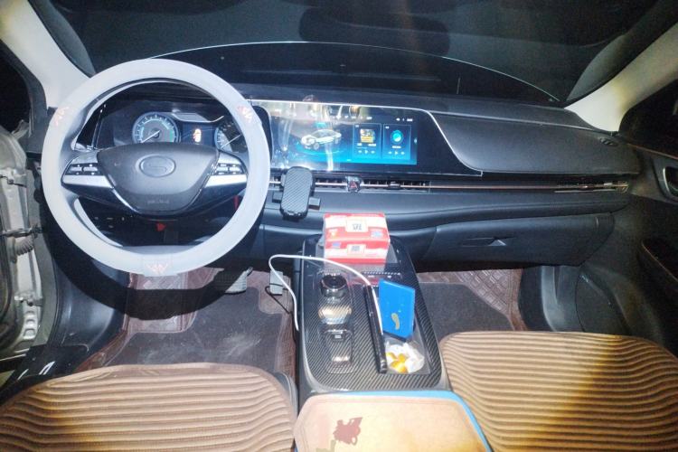 Used AION S 2023 Meizu 580 Lithium Iron Phosphate Center Console