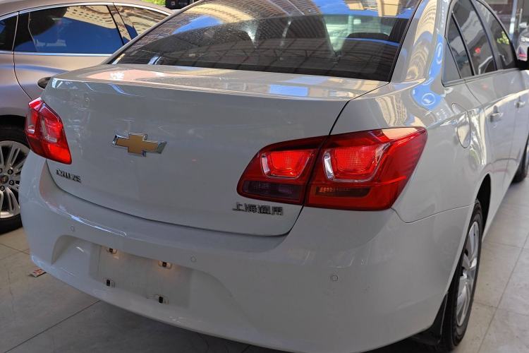 Used Chevrolet Cruze 2015 1.5L Classic SL MT