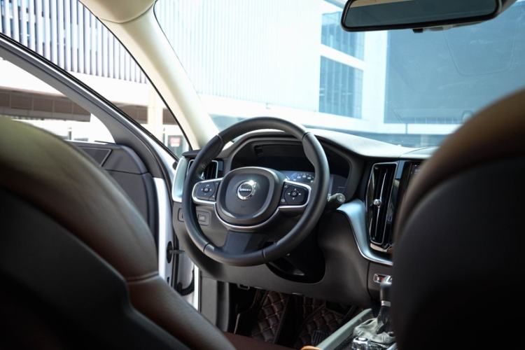 Used Volvo XC60 2019 T5 4x4 Smart Edition China VI Standard
