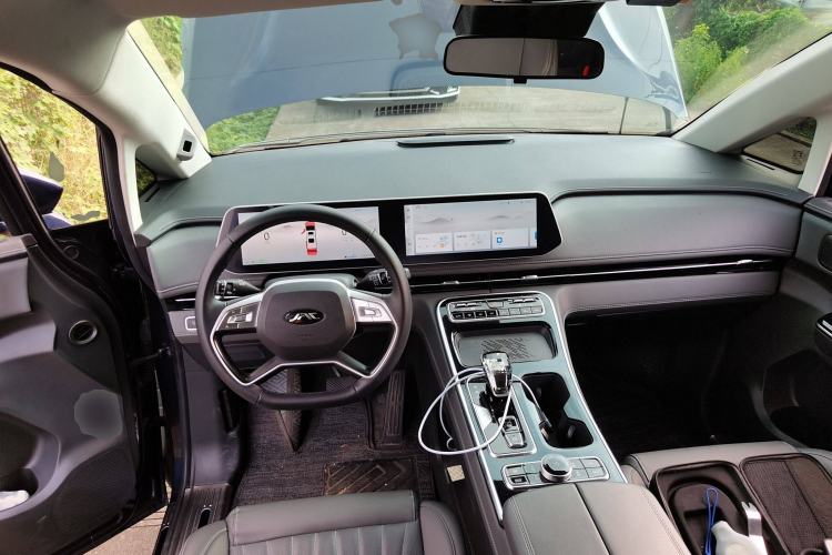 Used JAC Refine RF8 PHEV 2024 Zhiling Edition 1.5T 150KM Flagship Model – Lithium Iron Phosphate