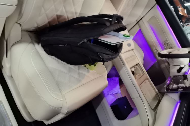 Used Nio ES8 2026 Model 6-seat Executive Signature Edition Right Front Seat