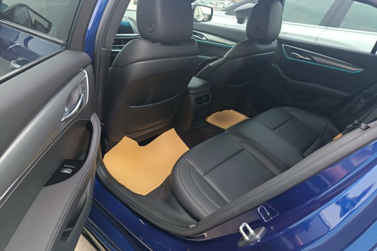 Used Cadillac CT5 2023 28T Luxury Edition (Standard Version) Left Rear Seat