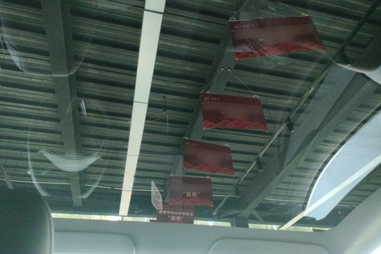 Used Tesla Model Y 2025 Rear-Wheel-Drive Version