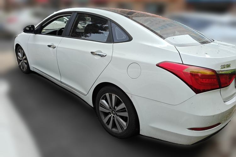 Used Hyundai Mistra 2014 1.8L Automatic Smart GLS