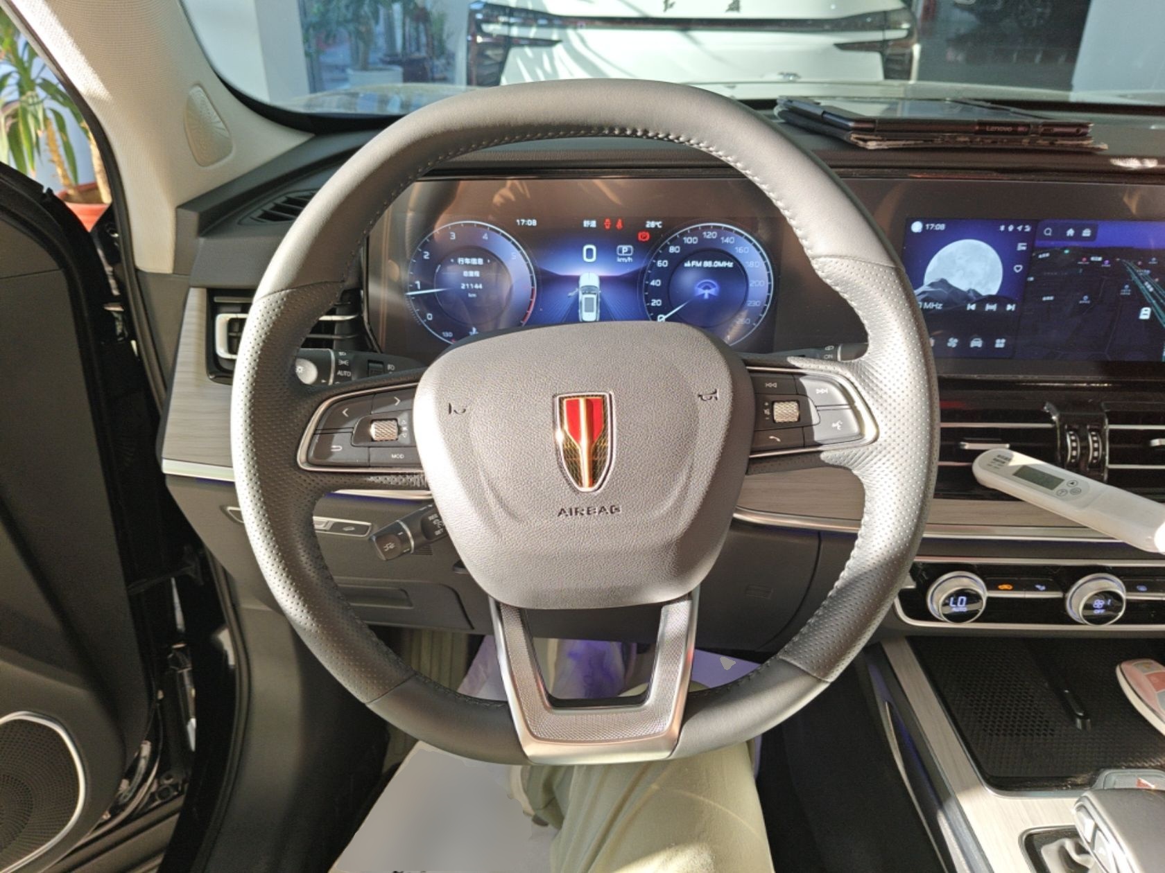 Hongqi HS5 2025 2.0T Two-Wheel Drive Flagship Pro Edition - Chinese Trim Xiang — снимка 15
