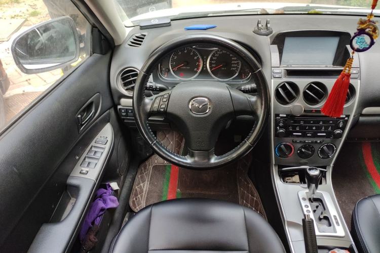 Used Mazda 6 2015 2.0L Automatic Classic Version
