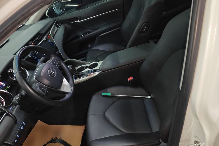 Used Toyota Camry 2019 Dual-Engine 2.5 HG Luxury Edition China V Standard Left Front Seat