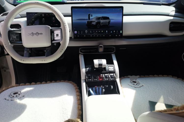 Used Formula Leopard Titanium 3 2025 501KM All-Wheel Drive Intelligent Driving Ultra Version