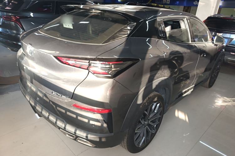 Used Changan UNI-T 2022 1.5T Prestige Version
