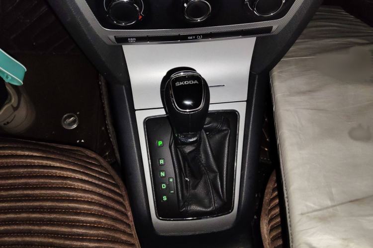 Used Skoda Octavia 2014 1.6L Automatic Yijie Edition